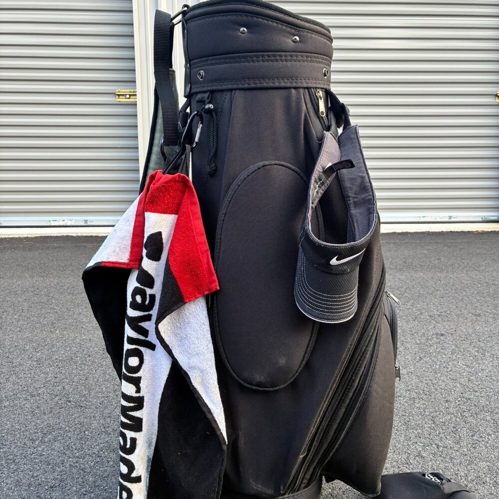 Izzo Transport 300 Black Golf Cart Bag With Rain Hood Cover - Towel - Nike Hat